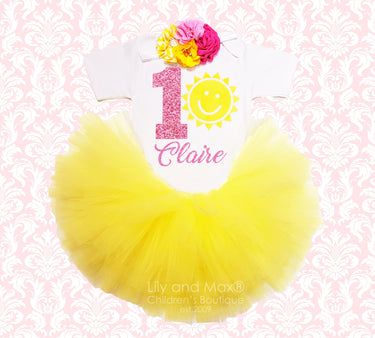 Sunshine Birthday Tutu Outfit: Personalized Yellow Tutu Set