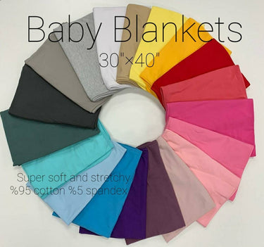 Knotted Baby Gown Set: Cotton Newborn Hat & 30"x40" Blanket