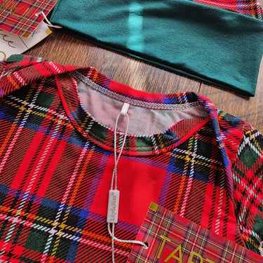 Christmas Tartan Plaid Bamboo Baby Knotted Gown: Unisex Holiday Outfit