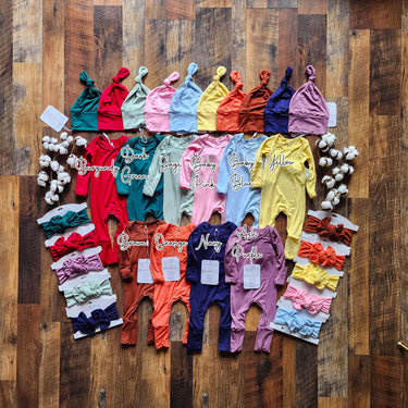 Deluxe Bamboo Baby Romper: Soft Newborn Outfit, Fold-Over Mittens