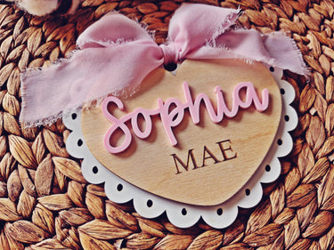 Engraved Baby Announcement Sign: Coquette Bow, Baby Name Disc
