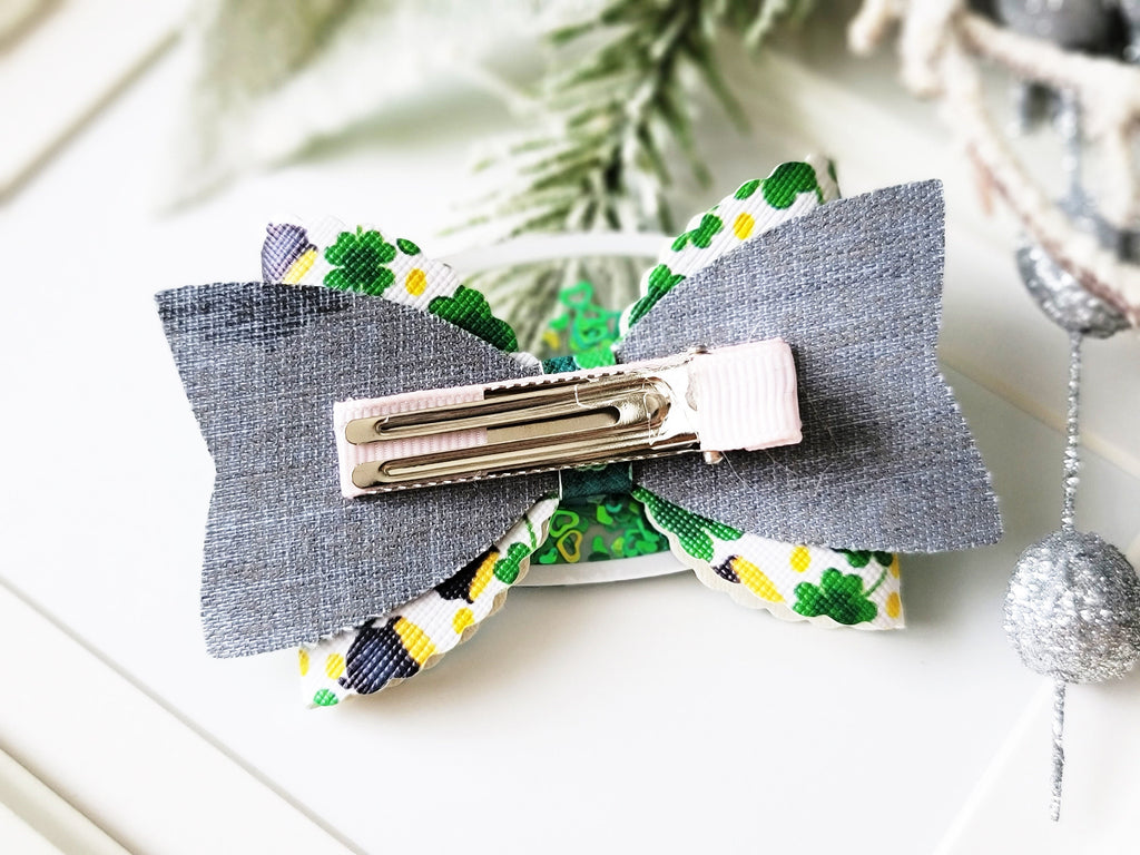 St. Patrick's day shaker hat Glitter bow clip